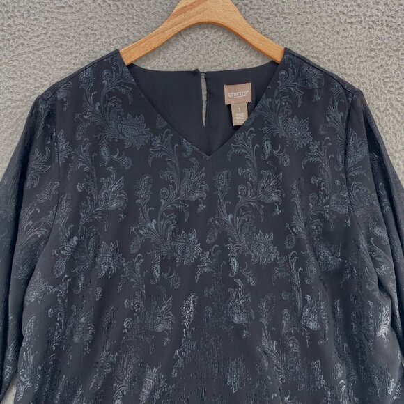 Chicos Top Womens 1 US Medium Black Shimmer Jacquard Layered 3/4 Roll Tab Sleeve - Picture 2 of 10